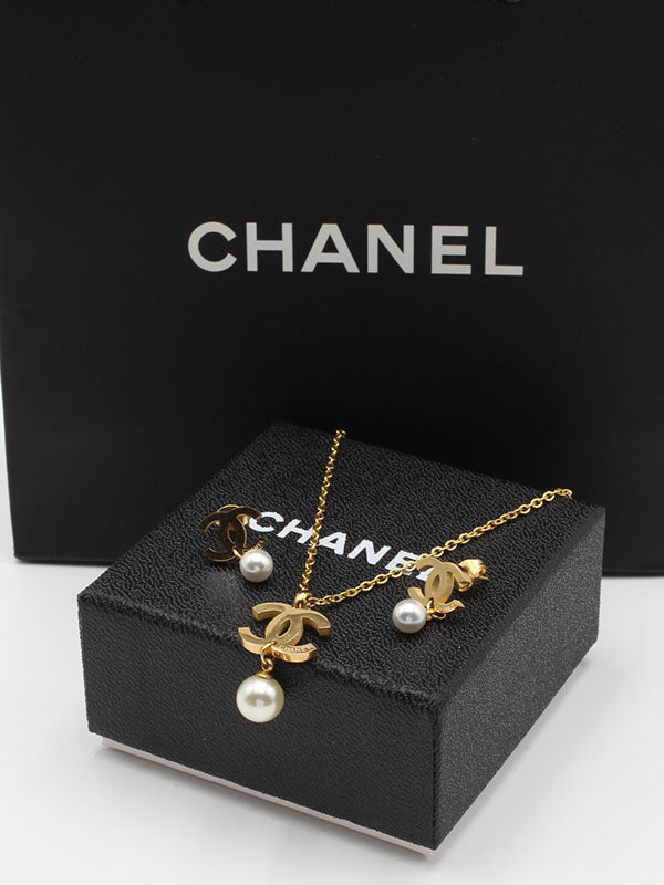 طقم شانيل لوقو لولو اطقم chanel