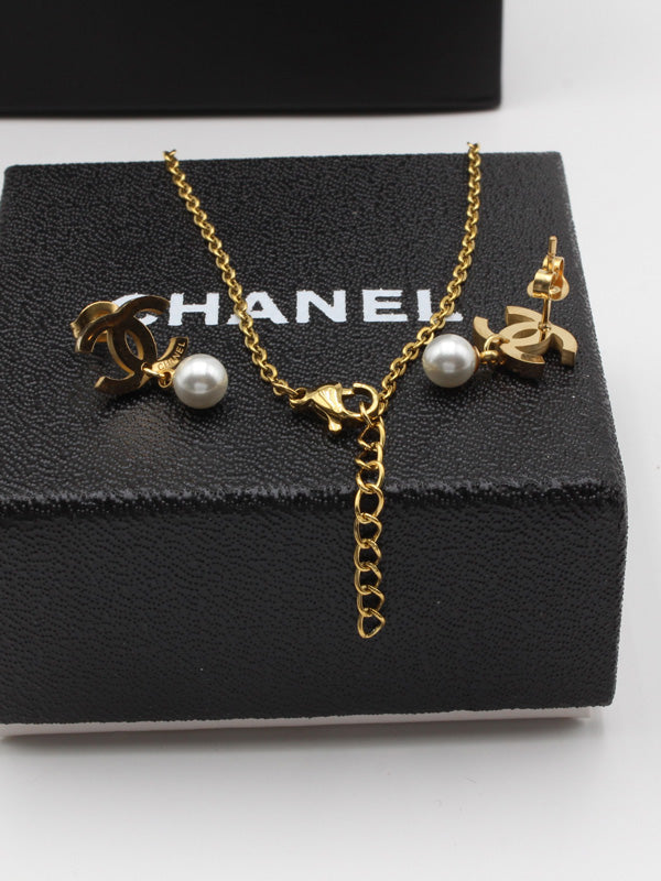 طقم شانيل لوقو لولو اطقم chanel