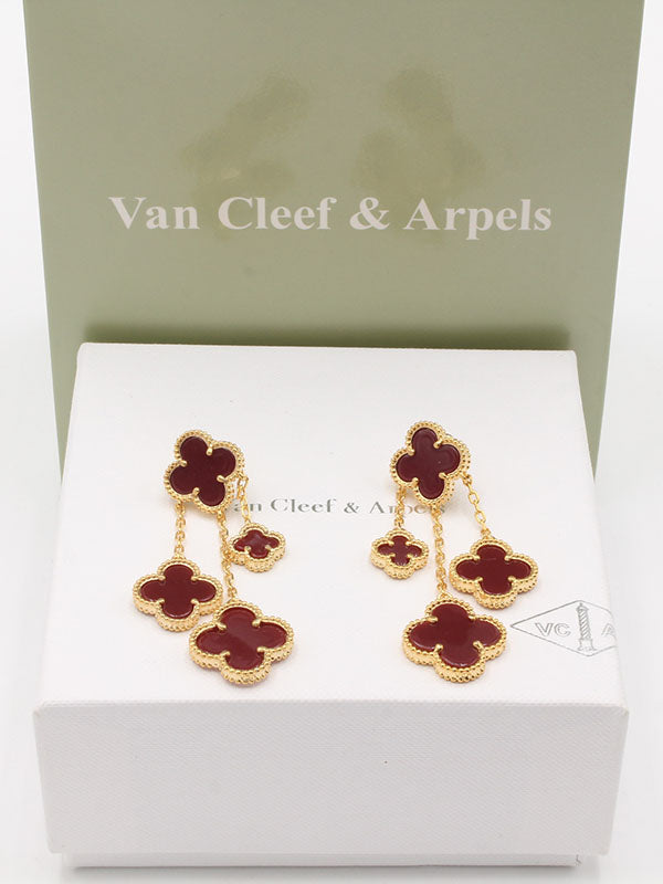 حلق فان كليف 4 وردات وسط حلق van cleef