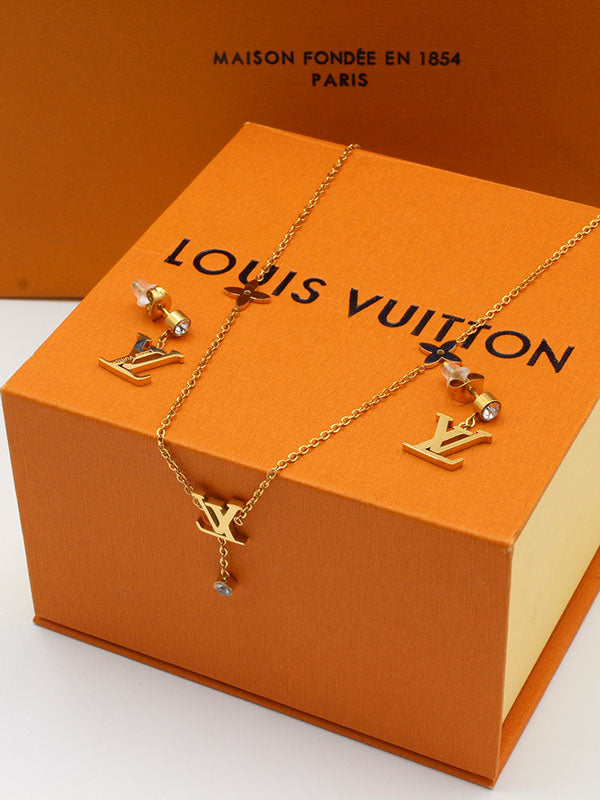 طقم لويس فيتون سمبل ستون اطقم louis vuitton