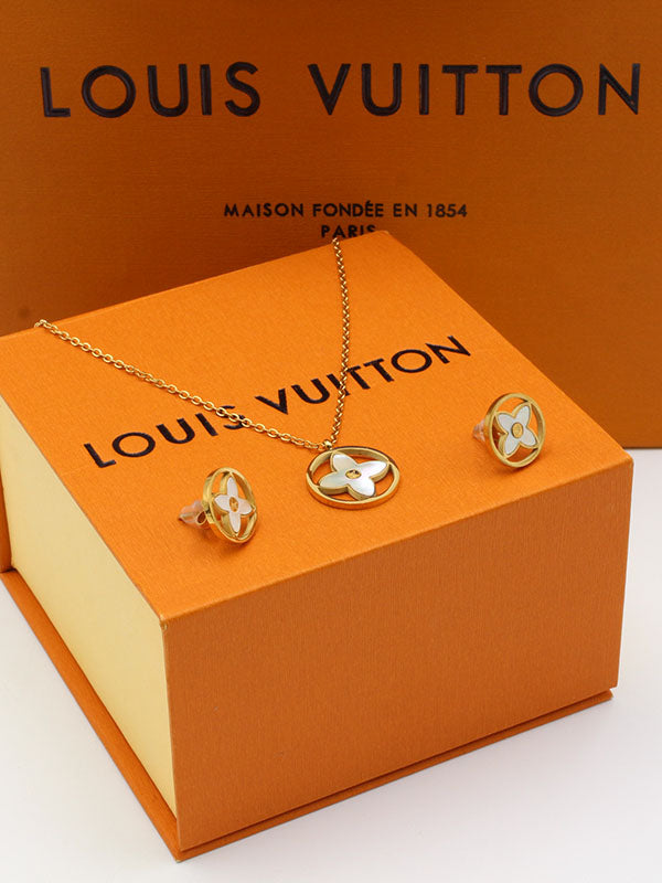 طقم لويس فيتون شيل تعليقة لوقو اطقم louis vuitton