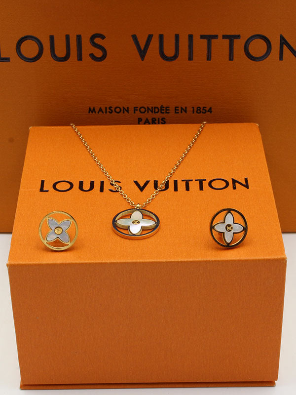 طقم لويس فيتون شيل تعليقة لوقو اطقم louis vuitton