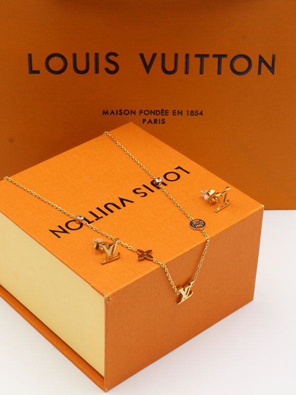 طقم لويس فيتون ذهبي 02532 اطقم louis vuitton