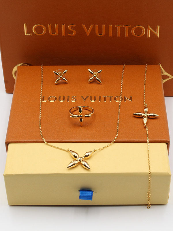 طقم لويس فيتون ناعم 4 قطع اطقم louis vuitton
