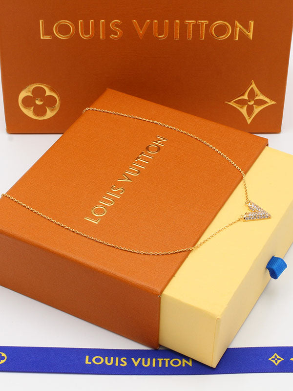 سلسال لويس فيتون زركون ناعم V سلسال louis vuitton