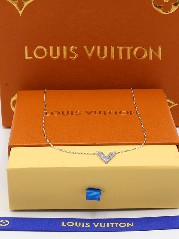 سلسال لويس فيتون زركون ناعم V سلسال louis vuitton