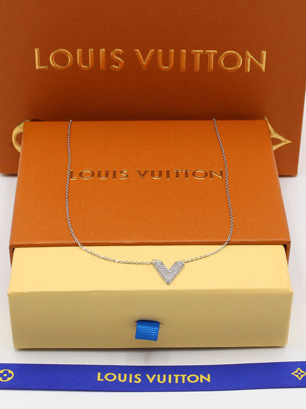 سلسال لويس فيتون زركون ناعم V سلسال louis vuitton فضي