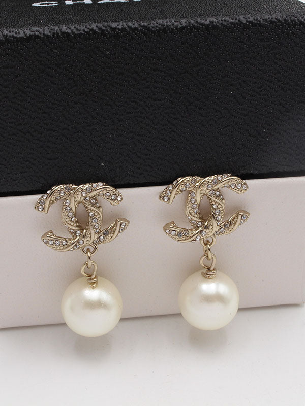 حلق شانيل انتيك 477 حلق chanel ذهبي