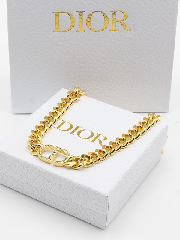 سلسال عقد ديور كريستال لوقو سلسال dior