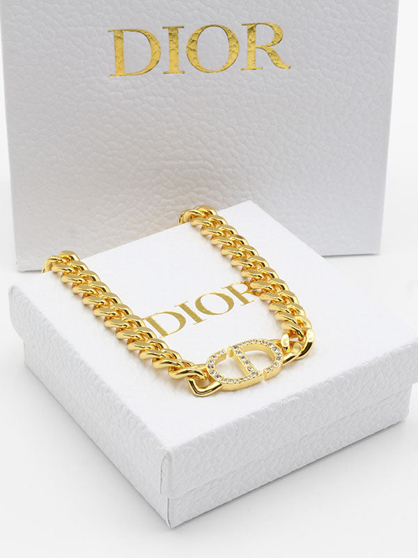 سلسال عقد ديور كريستال لوقو سلسال dior ذهبي