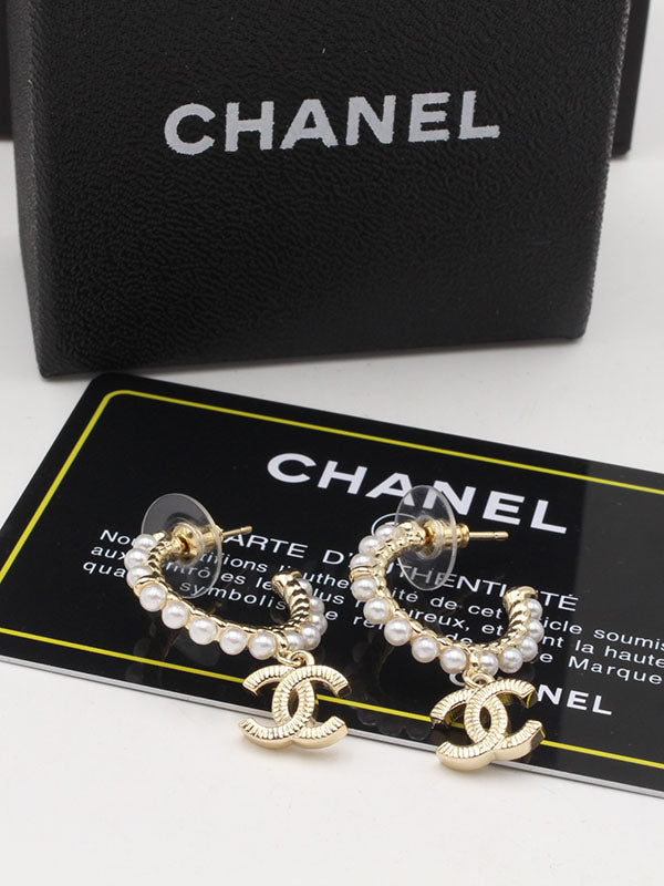 حلق شانيل 475 حلق chanel ذهبي