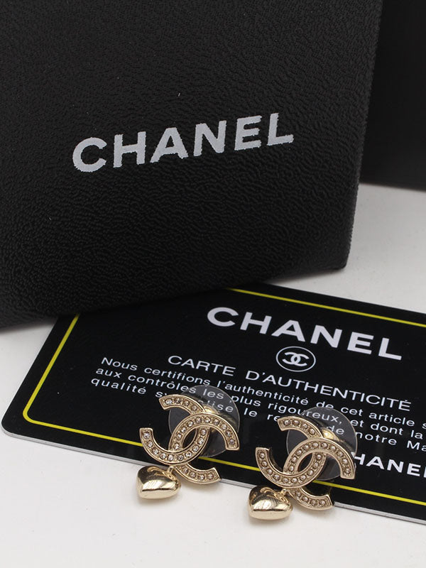 حلق شانيل ذهبي انتيك حلق chanel