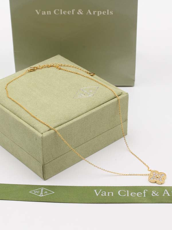 سلسال فان كليف ون فلاو زركون سلسال van cleef