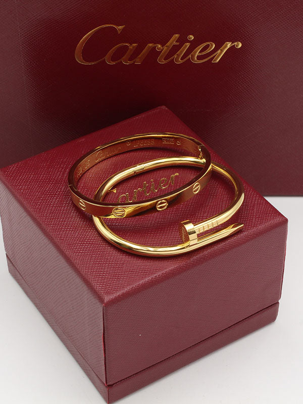 اسوارة كارتير مسمار مع اسواره لوف