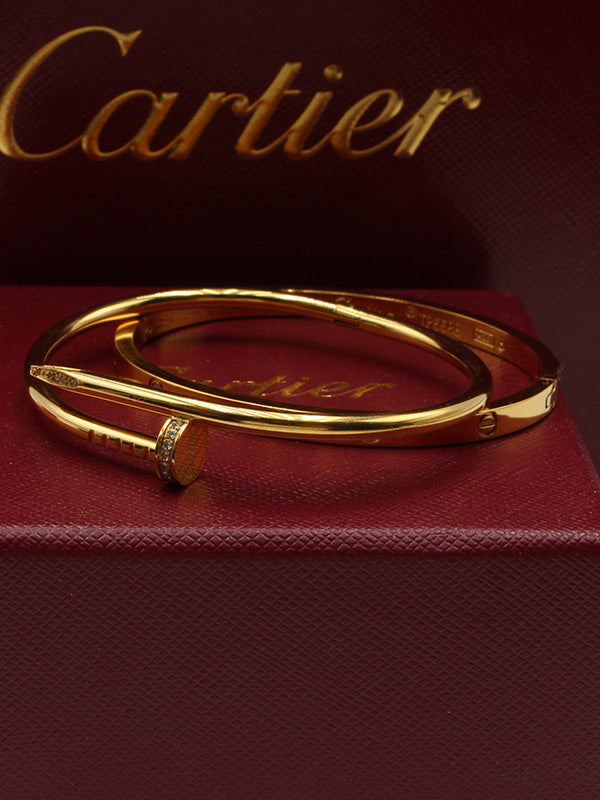 اسوارة كارتير مسمار مع اسواره لوف زركون النحيفة slim اسواره CARTIER