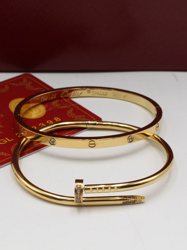 اسوارة كارتير مسمار مع اسواره لوف زركون النحيفة slim اسواره CARTIER