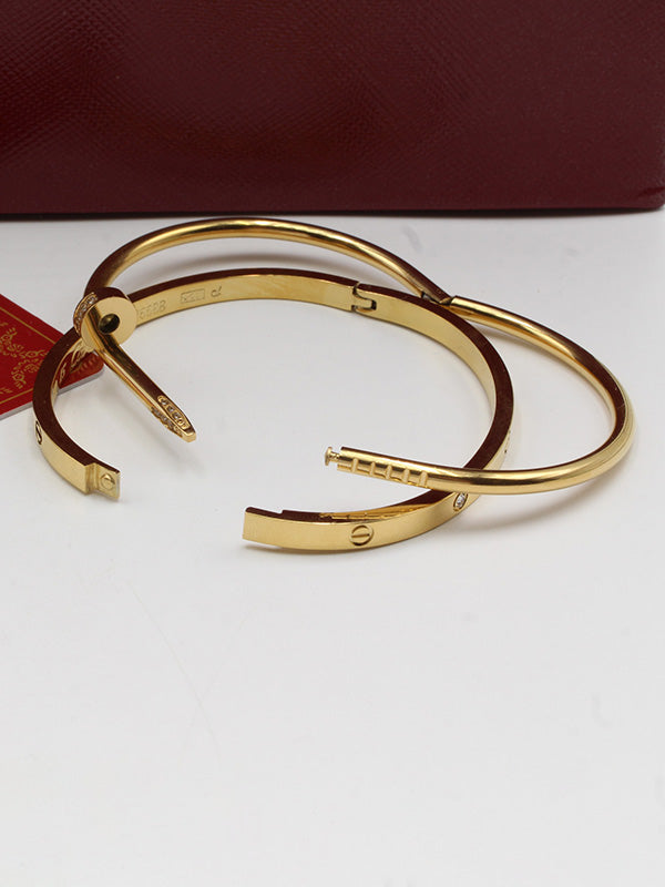 اسوارة كارتير مسمار مع اسواره لوف زركون النحيفة slim اسواره CARTIER