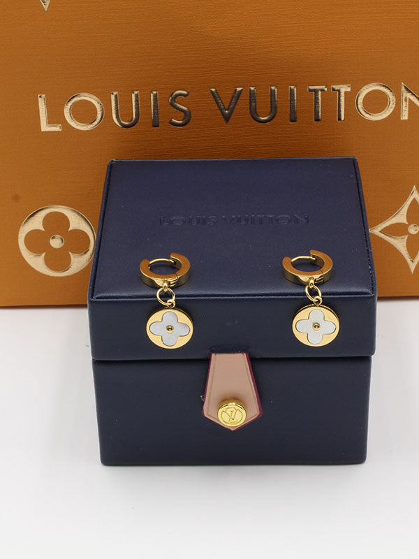 حلق لويس فيتون وايت شيل حلق louis vuitton ذهبي