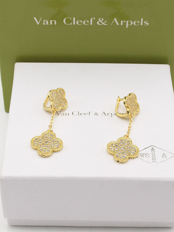 حلق فان كليف وردتين ماستـر حلق van cleef