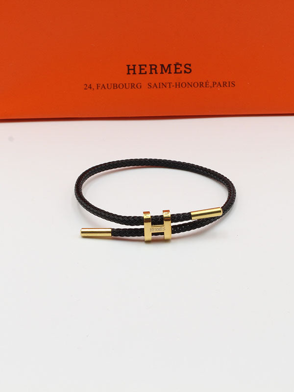 اسوارة هيرمز جلد اسود لوقو اسواره HERMES اسود ذهبي