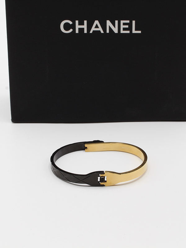 اسوارة شانيل بلاك قولد لوقو اسواره chanel