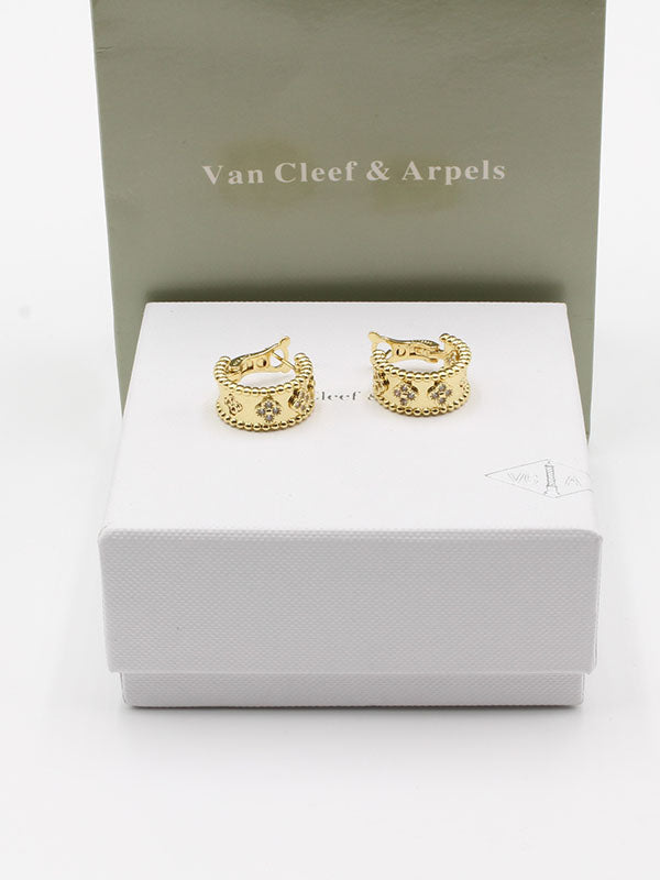 حلق فان كليف كيرف زركون حلق van cleef