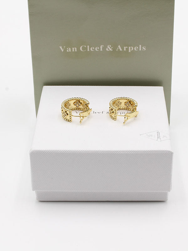 حلق فان كليف كيرف زركون حلق van cleef