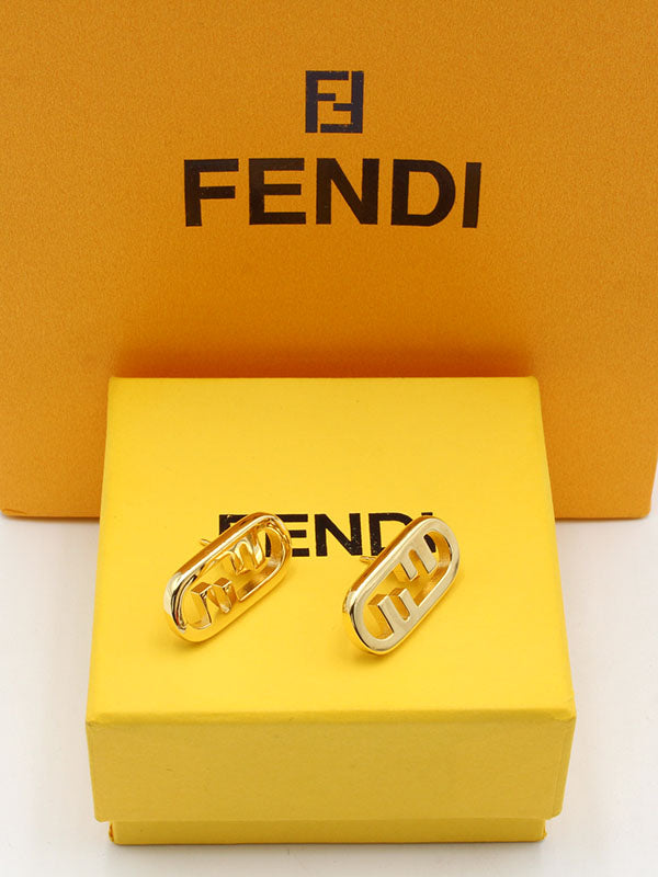 حلق فندي ميتال وسط ذهبي حلق fendi