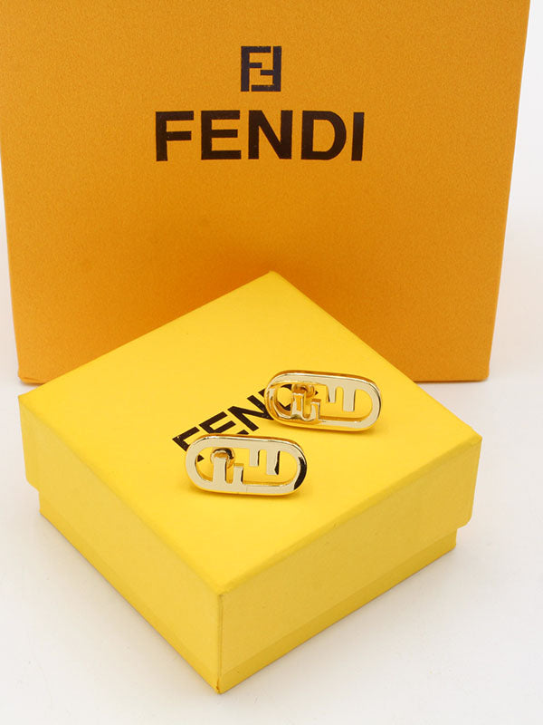 حلق فندي ميتال وسط ذهبي حلق fendi