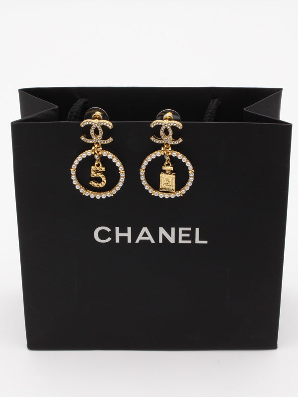 حلق شانيل كبير لولو بيرفيوم حلق chanel ذهبي