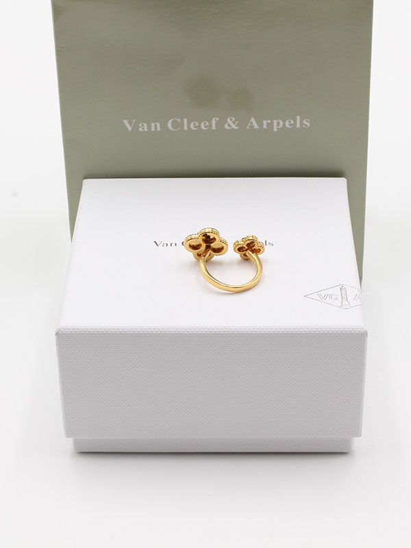 خاتم فان كليف وردتين حجر ملون خواتم van cleef