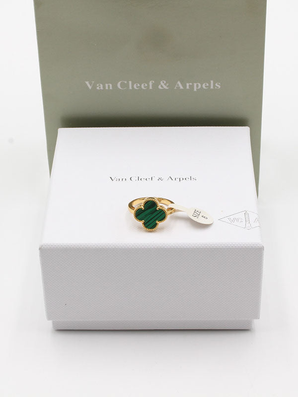 خاتم فان كليف وردة وسط لوقو خواتم van cleef اخضر ذهبي 6