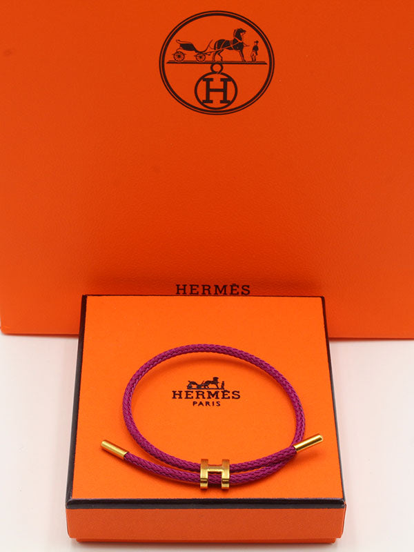 اسوارة هيرمز جلد اسود لوقو اسواره HERMES عنابي