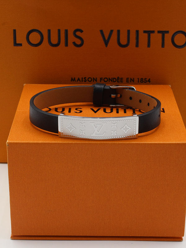 اساور لويس فيتون جلد براون ميتال لوقو اسواره louis vuitton فضي