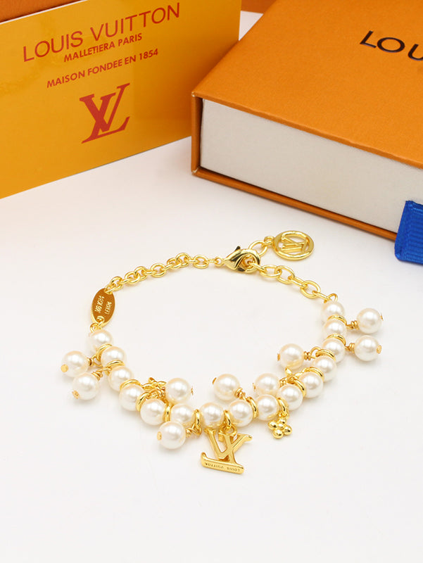 اساور لويس فيتون ذهبي لولو اسواره louis vuitton ذهبي