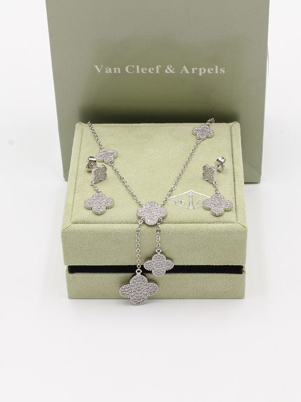 طقم فان كليف وردات اطقم van cleef ذهبي