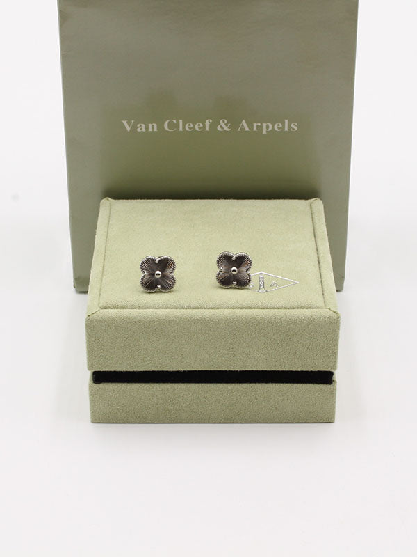 حلق فان كليف وسط لوقو حلق van cleef فضي