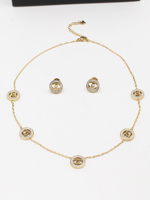 طقم شانيل تشوكر 2 قطع اطقم chanel ذهبي