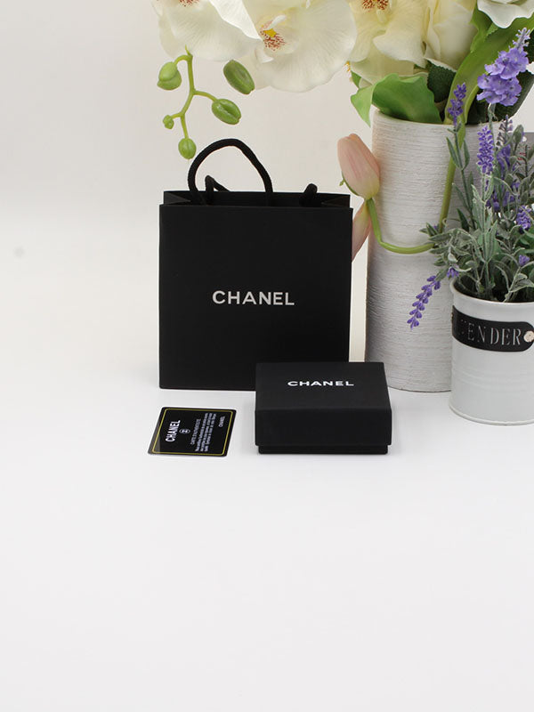 ملحقات شانيل بوكس مربع هدايا chanel