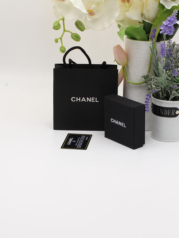 ملحقات شانيل بوكس مربع هدايا chanel