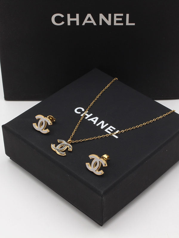 طقم شانيل سلفر اند قولد اطقم chanel