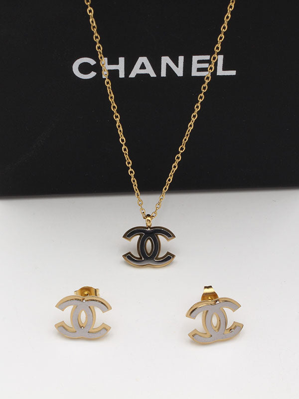 طقم شانيل سلفر اند قولد اطقم chanel