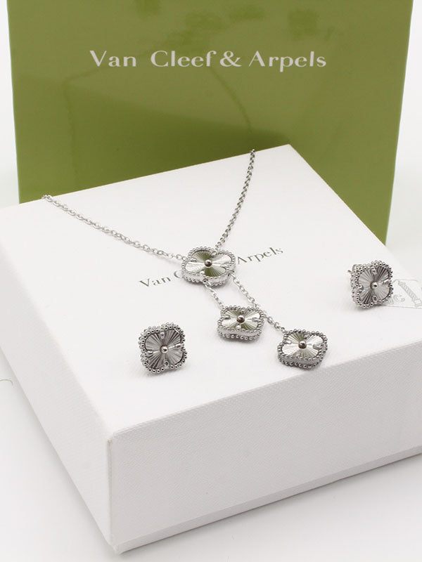 طقم فان كليف ثري فلاورز بندنتس اطقم van cleef