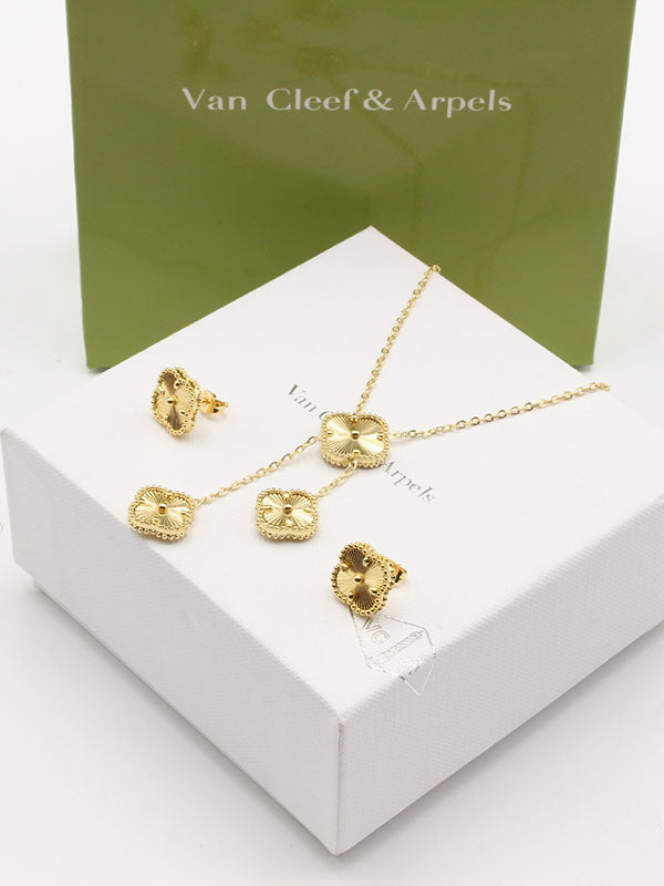 طقم فان كليف ثري فلاورز بندنتس اطقم van cleef