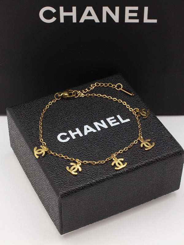 اساور شانيل ناعمة سمول بندنتس اسواره chanel
