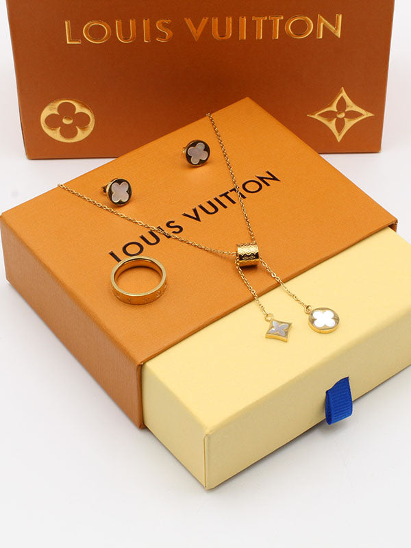 طقم لويس فيتون 3 قطع ناعم اطقم louis vuitton