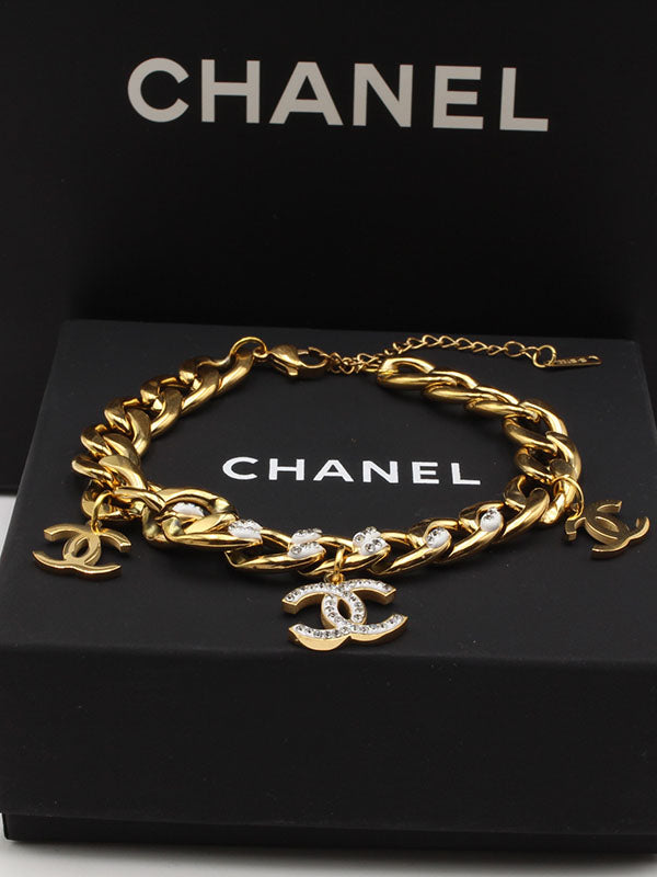 اساور شانيل بيق بندنتس اسواره chanel ذهبي