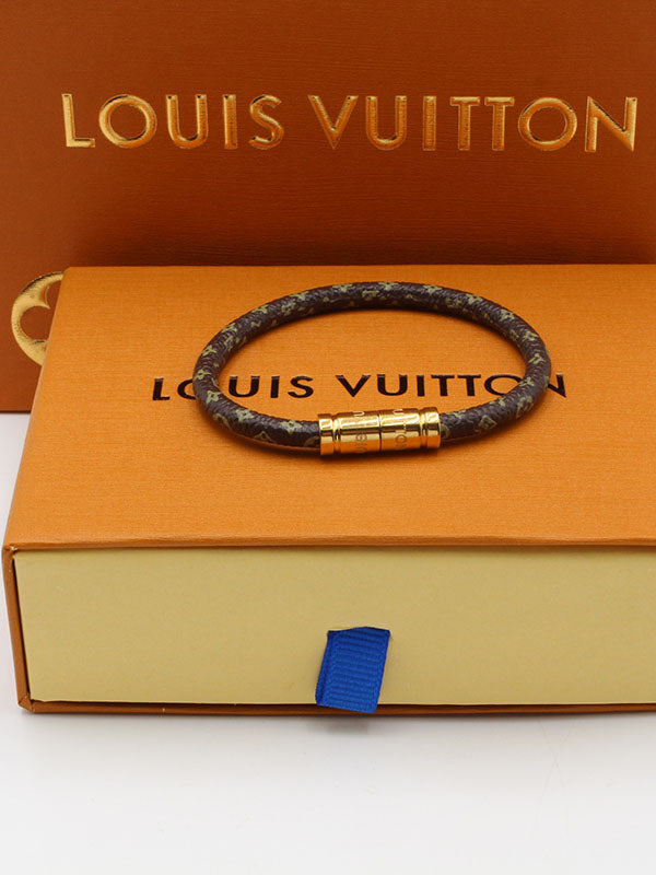 اسوارة لويس فيتون جلد بني لوقو اسواره louis vuitton