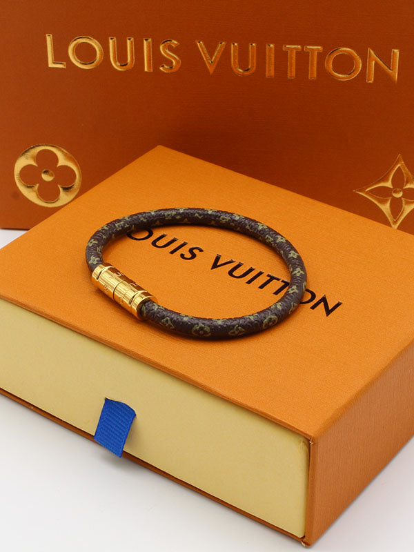 اسوارة لويس فيتون جلد بني لوقو اسواره louis vuitton