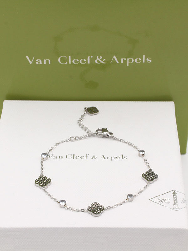 اساور لويفي ناعمة اسواره Loewe